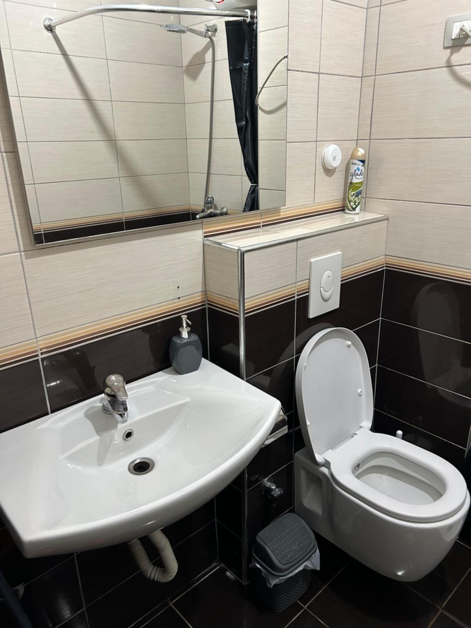 A&X Cozy And Tranquil Apartment - 24H Self Check-In Tirana Exteriör bild